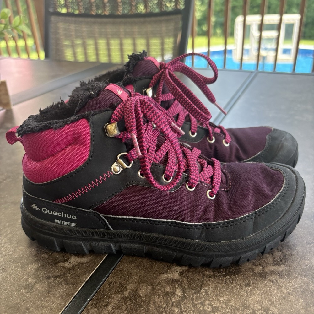 Quechua Decathlon Snow Contact Waterproof 100 Warm Hiking Boots Youth Size 2